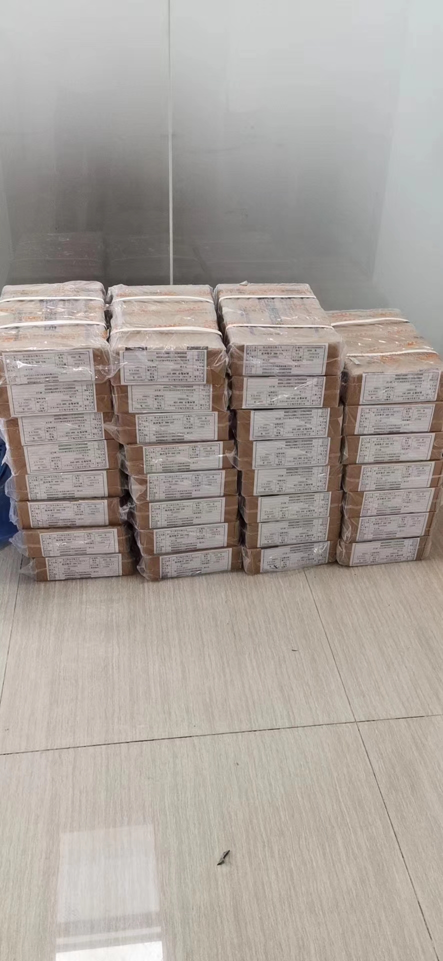 移动电信大量现货，动态，可跨月30天有效，返利高达45%。